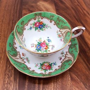 Vintage Tuscan Fine Bone China Teacup & Saucer